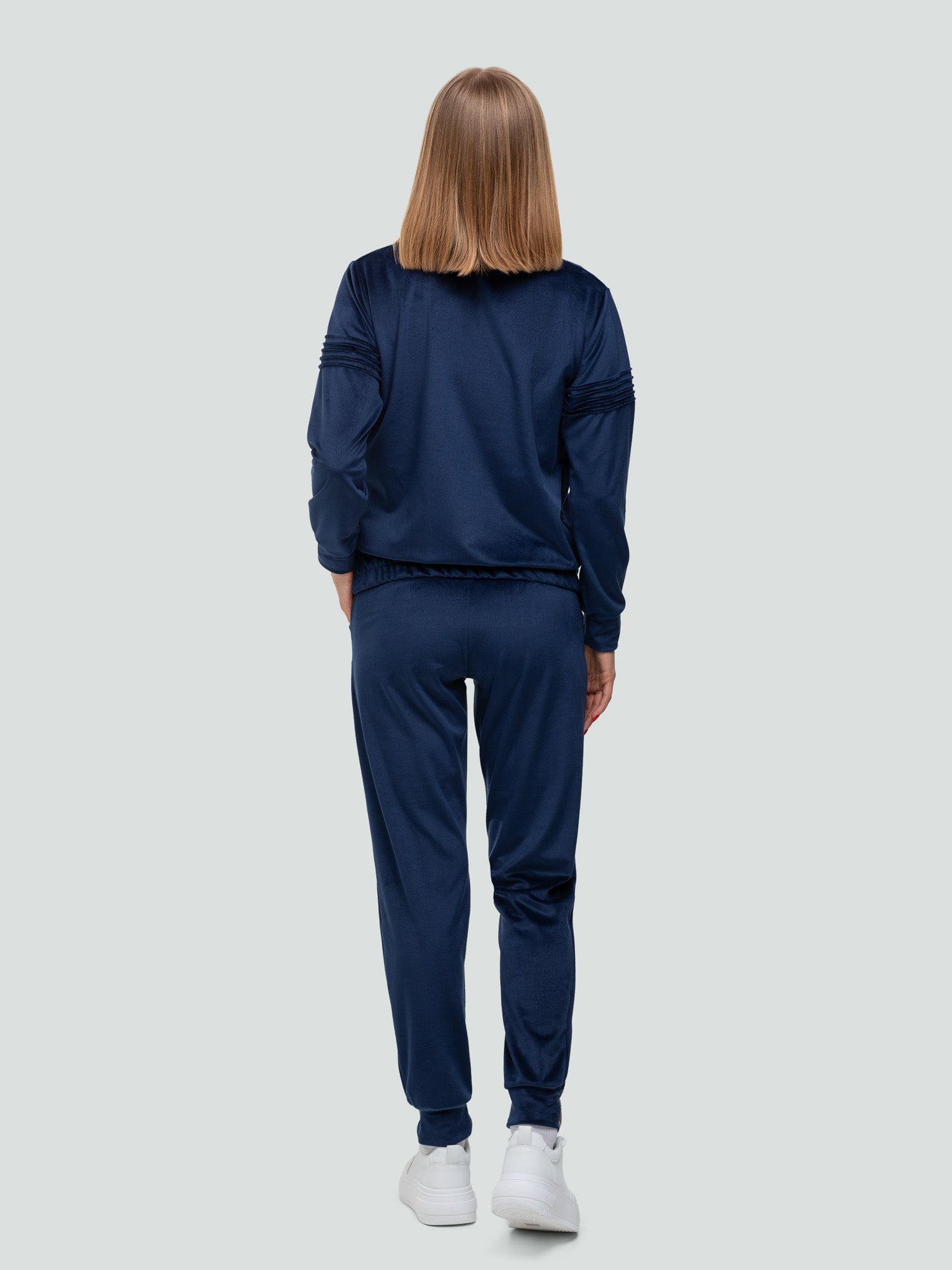 Veliūrinis laisvalaikio kostiumas "Soft ink blue"