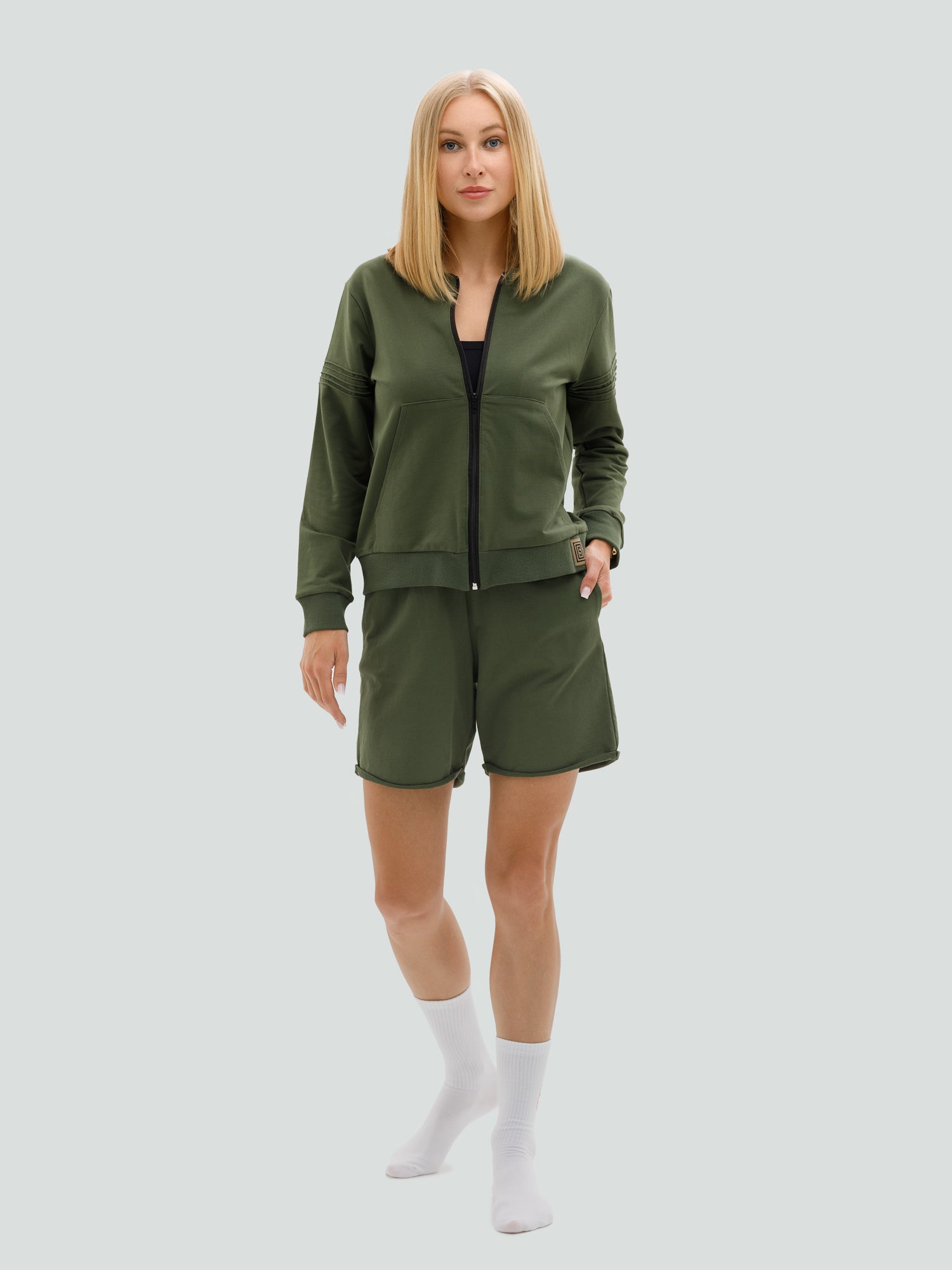 Khaki shorts and sweater set for women "Hot Summer"
