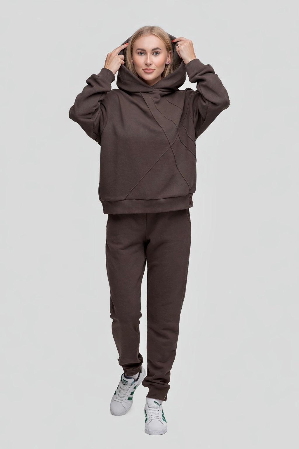 Rudas laisvalaikio kostiumas "Comfort" be pūkelio