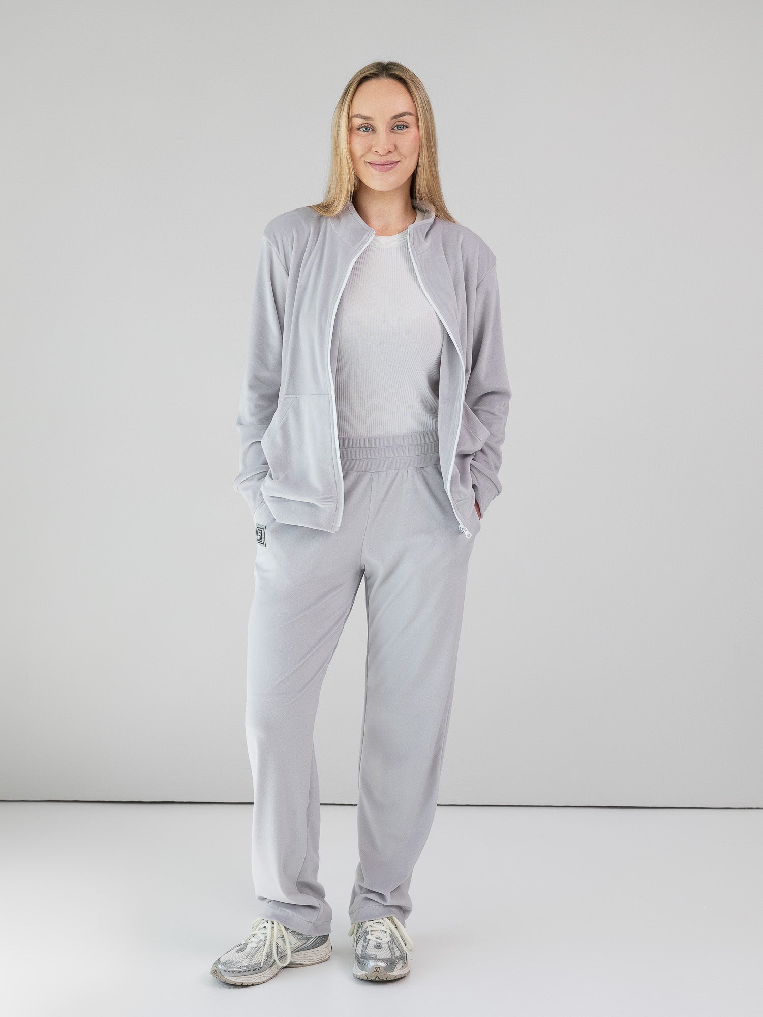 Velvet Tracksuit "Soft classic pink" (Copy) 