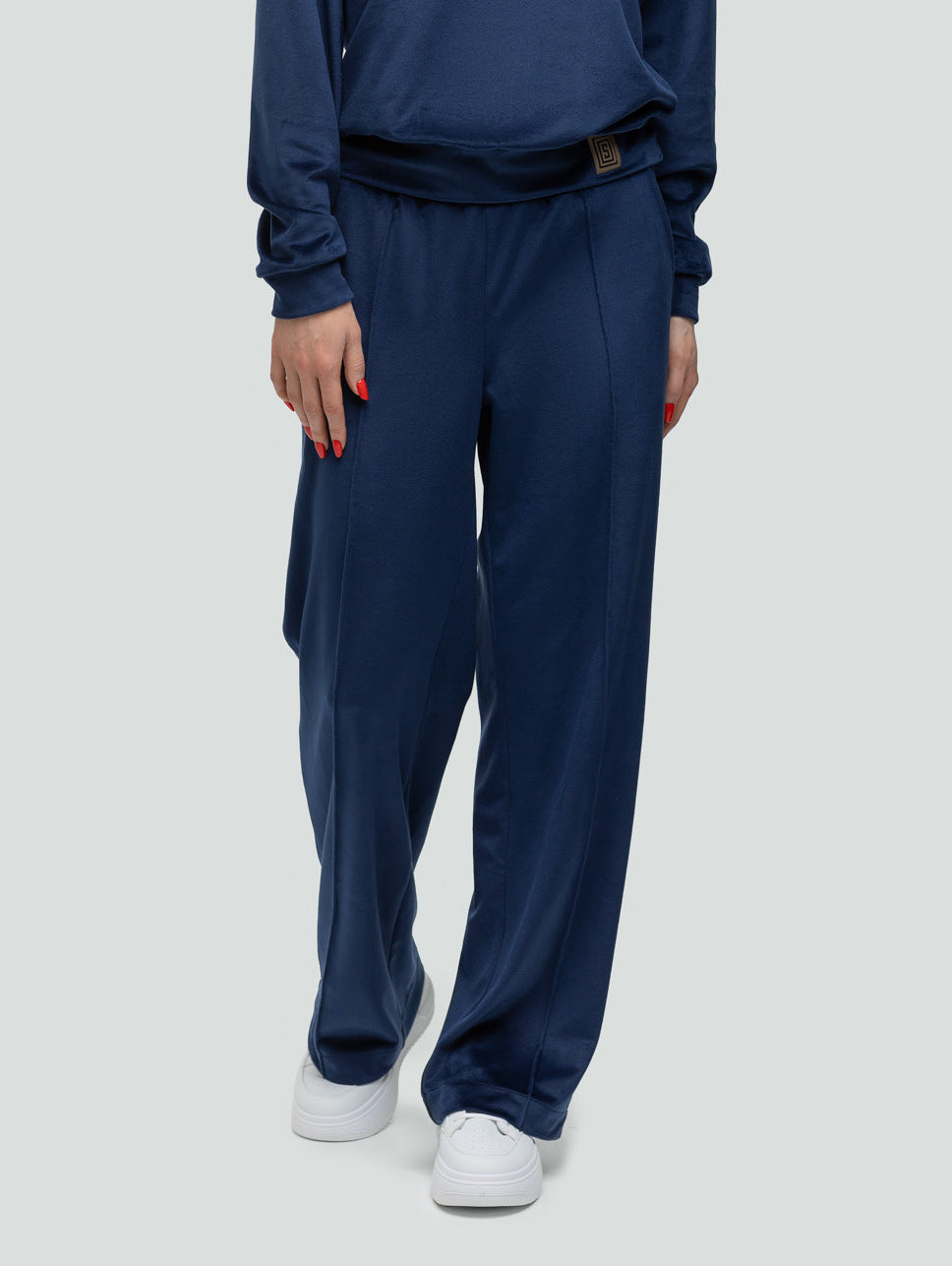 Велюровые спортивные брюки "Soft shine" (цвет на выбор) 