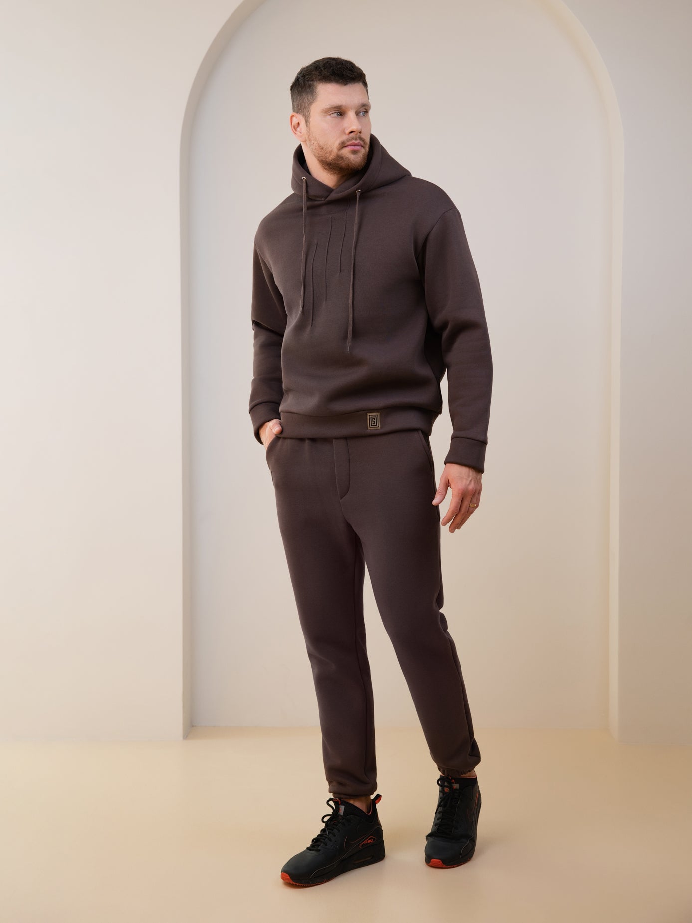 Chocolate Tracksuit ”Comfort“ with fluff