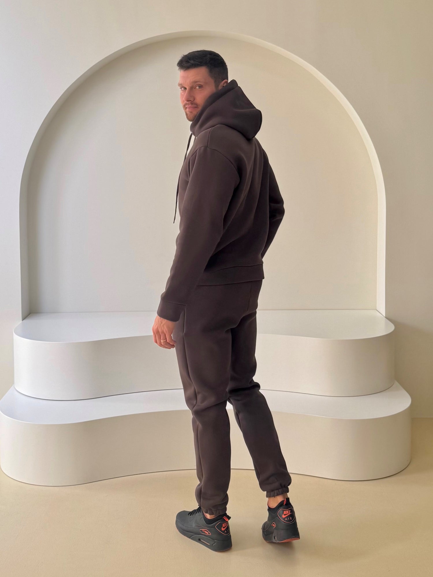 Chocolate Tracksuit ”Comfort“ with fluff